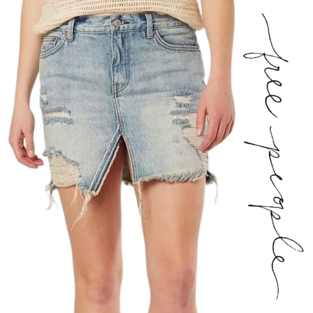 Free People NWT Relaxed & Destroyed Denim Skirt - Blue - Size 30